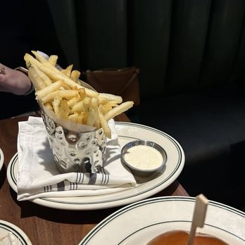 Krueger's Tavern - French Fries - Bars Near Me - Cincinnati, Ohio