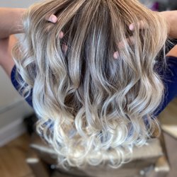 Magnolia Salon