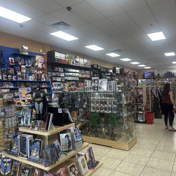 Coliseum of Comics - Comic Books Near Me - Orlando, Florida Coliseum of Comics - Comic Books Near Me - Orlando, Florida