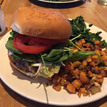 True Food Kitchen - New American Near Me - Denver, Colorado