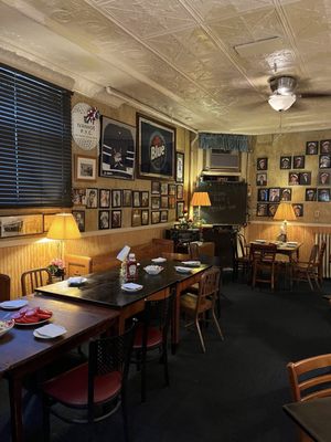 Ivanhoe Cafe by null