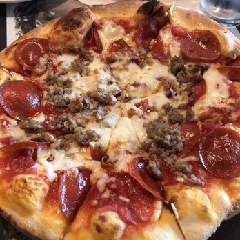 Piazza Mia - Americana pizza (sausage and pepperoni) - Italian Near Me - Dover, Delaware