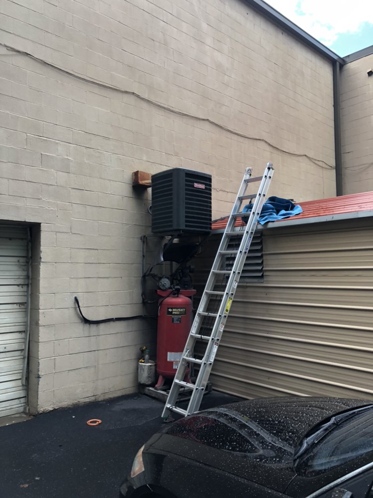 Slide of Hunter Winecoff HVAC