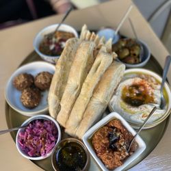 Baboush - Mezza Plate