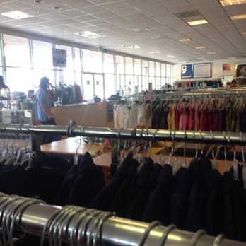 Goodwill - Clothes - Thrift Stores Near Me - Thousand Oaks, California