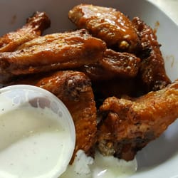 Delicious mild wings with ranch!