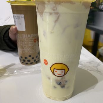 Happy Lemon - Milk tea with puff cream. Look at how much puff cream they use 0.0 reduce it by like 50-75% please. - Bubble Tea Near Me - Alhambra, California