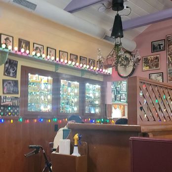 The Bubble Room - Desserts Near Me - Captiva, Florida