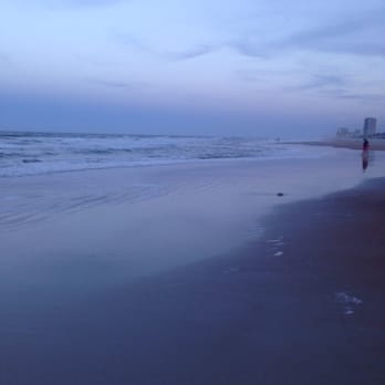 Daytona Beach - After sunset. - Beaches Near Me - Daytona Beach, Florida