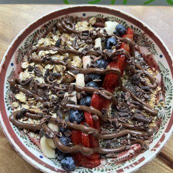 Fresh From Hell - Hell's Kitchen Sink Bowl with Nutella instead of peanut butter - Juice Bars & Smoothies Near Me - New York, New York Fresh From Hell - Hell's Kitchen Sink Bowl with Nutella instead of peanut butter - Juice Bars & Smoothies Near Me - New York, New York