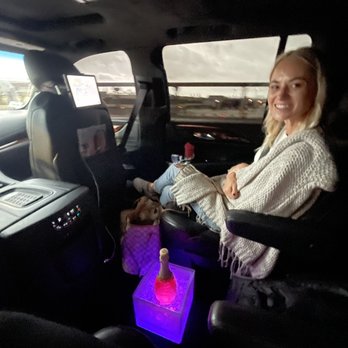 Luxury Ny Limo - Champagne on ice ! VIP - Taxis Near Me - New York, New York Luxury Ny Limo - Champagne on ice ! VIP - Taxis Near Me - New York, New York
