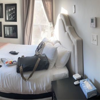 Park Victorian - Juda room - Hotels Near Me - Auburn, California Park Victorian - Juda room - Hotels Near Me - Auburn, California