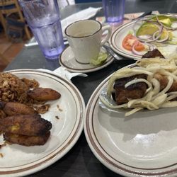 Caribe Cafe Restaurant - Masas de puerco