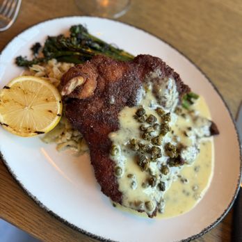 Urban Hill - Chicken schnitzel - New American Near Me - Salt Lake City, Utah Urban Hill - Chicken schnitzel - New American Near Me - Salt Lake City, Utah