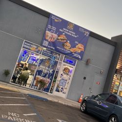 Smash Town Burgers - Outside..