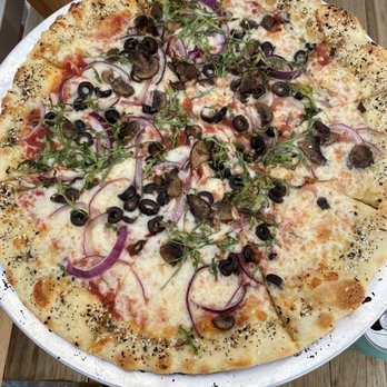 Corner Pizza - Vegetable pizza - Seafood Near Me - Encinitas, California