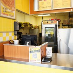 Hungry Howie's Pizza - Our pizzas are made from the finest ingredients, like 100% mozzarella cheese and dough made fresh daily