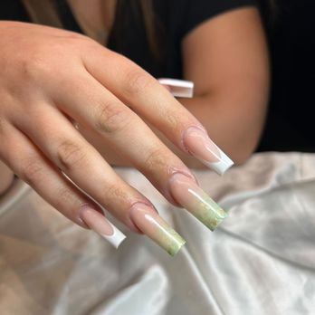 Simply Lavish - Nail Salons Near Me - Pearl City, Hawaii