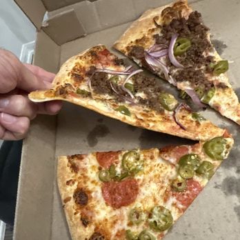 Parry's Pizzeria & Taphouse - Supposed to be extra pizza sauce & fresh grated mozzarella - Pizza Near Me - Cibolo, Texas