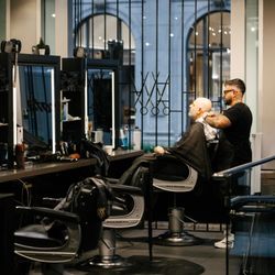 Regal Grooming Lounge