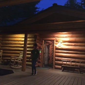 Hatchet Resort - The porch of the suite - Hotels Near Me - Moran, Wyoming