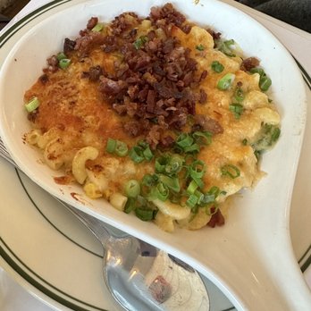 The Shed Restaurant - Plainview NY - Skillet Mac & Cheese - Breakfast & Brunch Near Me - Plainview, New York