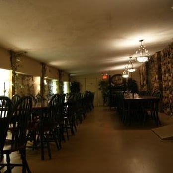 Garden Tea Room - tables and chairs in the middle of the room - Tea Rooms Near Me - Rogersville, Missouri Garden Tea Room - tables and chairs in the middle of the room - Tea Rooms Near Me - Rogersville, Missouri