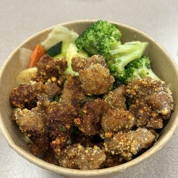 Yulnn Meals & Sips - Spicy Popcorn Chicken Bowl - Asian Fusion Near Me - Alafaya, Florida Yulnn Meals & Sips - Spicy Popcorn Chicken Bowl - Asian Fusion Near Me - Alafaya, Florida