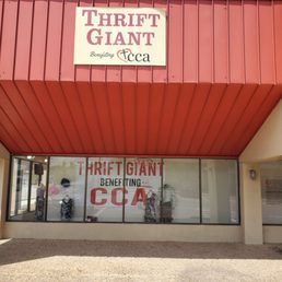 Exterior outside entrance of Thrift Giant - Lewisville, Texas Exterior outside entrance of Thrift Giant - Lewisville, Texas