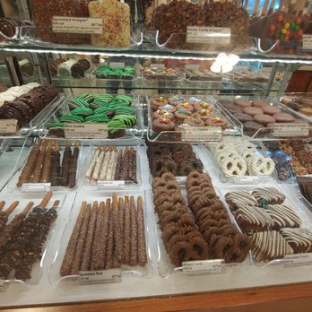 Kilwins Ice Cream - Chocolate - Fudge - Ice Cream & Frozen Yogurt Near Me - Fort Lauderdale, Florida Kilwins Ice Cream - Chocolate - Fudge - Ice Cream & Frozen Yogurt Near Me - Fort Lauderdale, Florida
