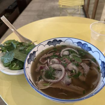 Sip Pho - Pho with rare steak and brisket - Vietnamese Near Me - Austin, Texas Sip Pho - Pho with rare steak and brisket - Vietnamese Near Me - Austin, Texas
