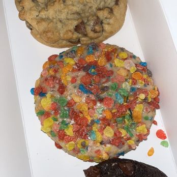 Crumbl - Riverwatch - Fruity pebnle - Bakeries Near Me - Augusta, Georgia