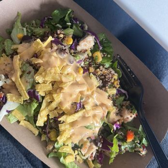 Farmer's Fridge - The yummy Southwest Salad - Salad Near Me - Chicago, Illinois Farmer's Fridge - The yummy Southwest Salad - Salad Near Me - Chicago, Illinois