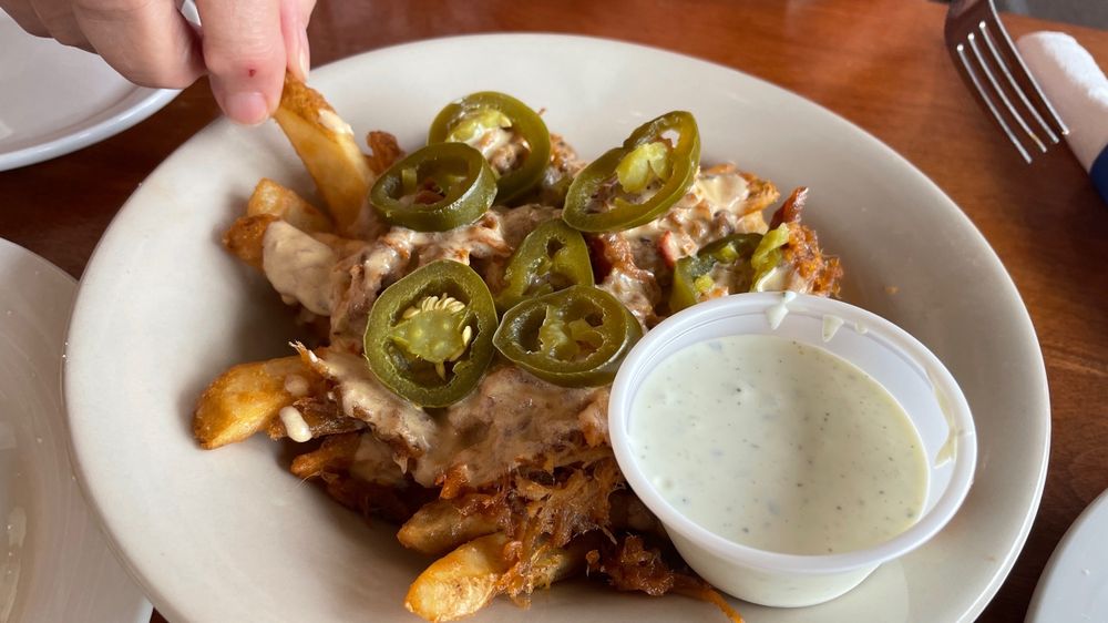 Huske Hardware Restaurant & Brewery