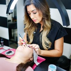 Lux Beauty Lounge - Attention to detail is our vibe
