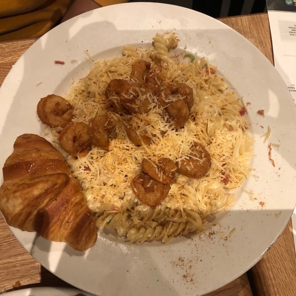 Copper River Grill - Firecracker Shrimp Mac and Cheese - American Near Me - Boiling Springs, South Carolina