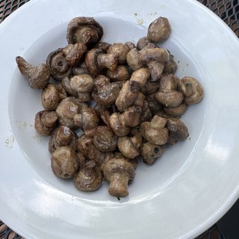 Clifford Lake Inn - Regular order of Clifford Lake mushrooms - American Near Me - Stanton, Michigan