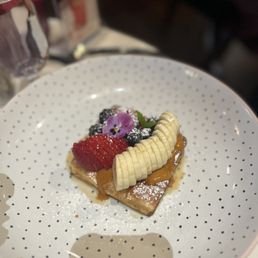 "Thai Tea" Honey Toast "Thai Tea" Honey Toast