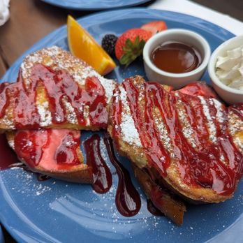 The Breakfast Club at Midtown - Raspberry Cream Cheese French Toast - New American Near Me - Mountain View, California The Breakfast Club at Midtown - Raspberry Cream Cheese French Toast - New American Near Me - Mountain View, California