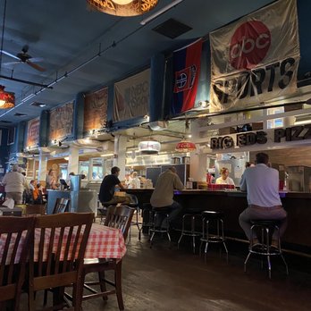 Big Ed's Pizza - Interior - Pizza Near Me - Oak Ridge, Tennessee