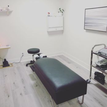 Masangkay Chiropractic - Treatment room - Chiropractors Near Me - Encino, California