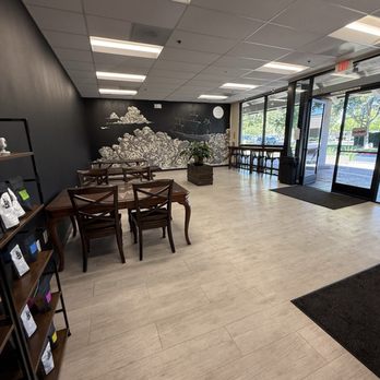 Black Sails Coffee Lounge - Seating by the coffee bar - Coffee & Tea Near Me - Citrus Heights, California