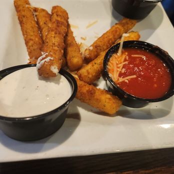 Flowing Tide Pub 1 - Mozzarella sticks - Sports Bars Near Me - Reno, Nevada