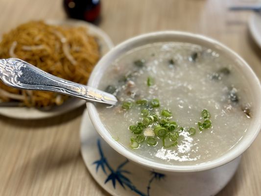 East Garden Restaurant by null