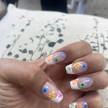 Lilly Nail Spa - Nails by Jessica - Nail Salons Near Me - Redondo Beach, California