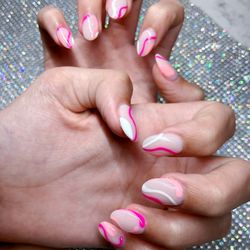 Creative Nails & Spa