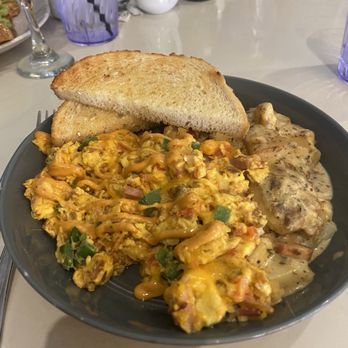 Tipsy Egg - Crazy Scrambler - Coffee & Tea Near Me - Chandler, Arizona