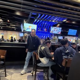 The bar in Yard House Town Square The bar in Yard House Town Square