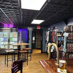 Eastern Shore Brewing - Interior space