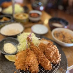 Tonkatsu Tamafuji - Mix Katsu Set